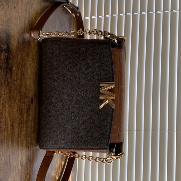 MICHAEL Michael Kors Handbags - Mk crossbody bag